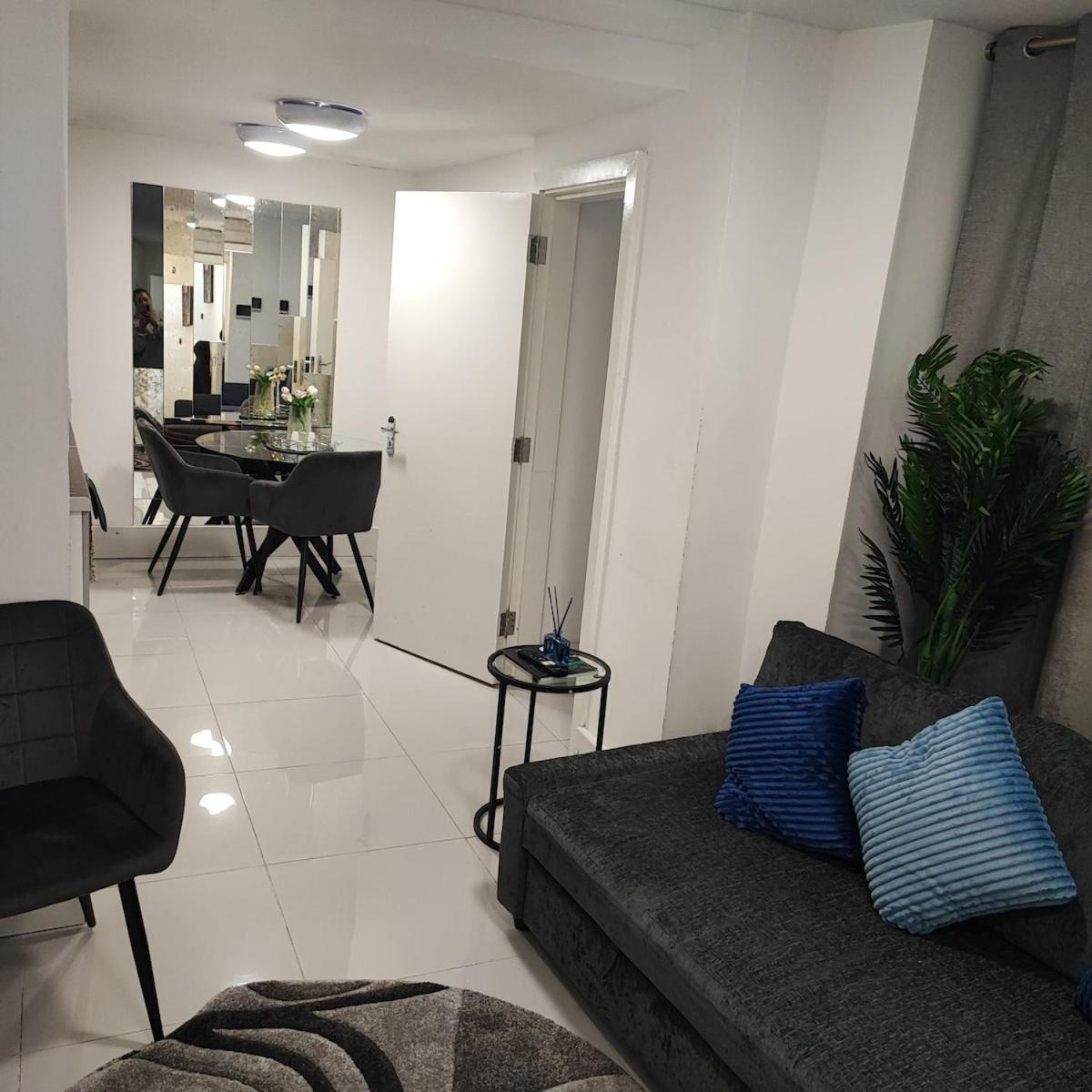 1B Apartment, 30 Mins To Oxford Street London Luaran gambar